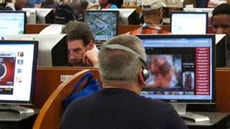 getting caught watching porn|Caughtinpublic .